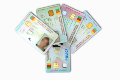 Le Cameroun s’engage à produire des cartes d’identité biométriques en 48h