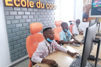 Au Cameroun, Ecolia Labs forme aux compétences numériques et accompagne les jeunes dans la création d&#039;entreprise