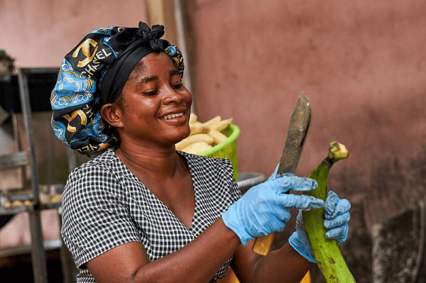 la-fondation-shell-lance-une-plateforme-pour-les-agricultrices-en-afrique-de-l-ouest