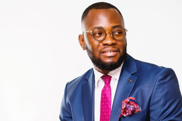 charles-nelson-kabwende-promeut-l-innovation-et-la-souverainete-numerique