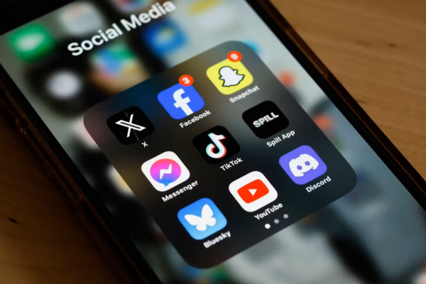 Algeria moves to tighten regulation of TikTok, Facebook, and YouTube