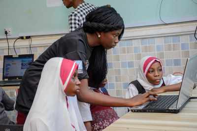 onenine-veut-rendre-l-ia-universelle-en-valorisant-les-langues-africaines