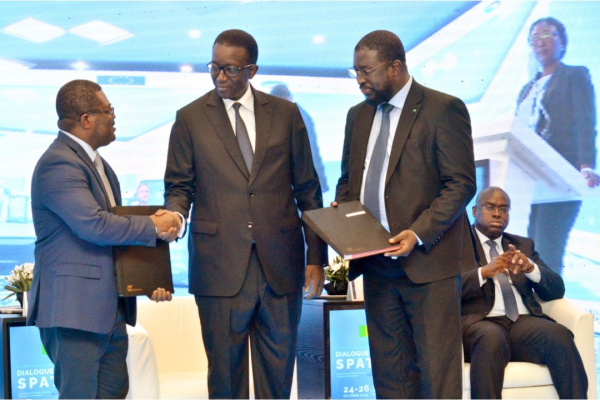 Sénégal : ASES et RASCOM s’associent pour booster la transformation numérique par l’usage du satellite