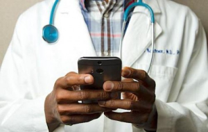 Burkina Faso : SuiviVital veut am&eacute;liorer le suivi m&eacute;dical gr&acirc;ce au num&eacute;rique