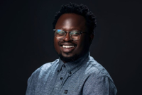 Payer et rester connect&eacute; partout : la promesse d&rsquo;Oluwatomi Ayorinde