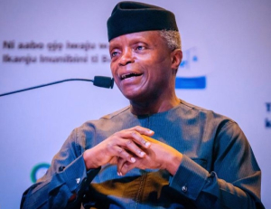 Nigeria : le vice-président demande à l’armée d’intégrer davantage le numérique dans son arsenal défensif