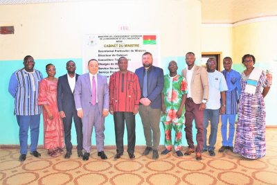 Le Burkina Faso explore une collaboration avec la Synergy University de Moscou dans le domaine des sciences numériques