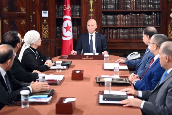 Tunisie : le gouvernement lance une répression contre les auteurs de fake news sur la toile