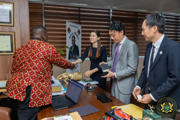 le-ghana-explore-un-partenariat-avec-le-japon-pour-former-les-etudiants-a-l-ia