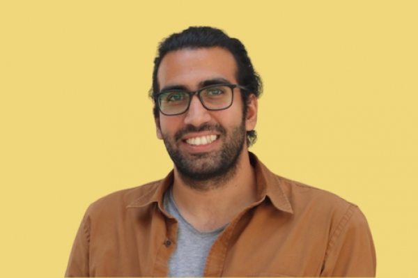 L’égyptien Hossam Taher fournit aux écoliers un suivi éducatif personnalisé grâce au numérique