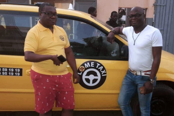 In Togo, Lomé Taxi offers web and social network-based VTC services