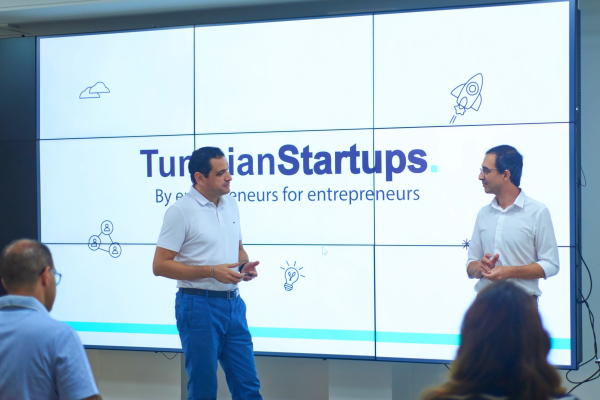 TunisianStartups développe des projets de sensibilisation, de mise en réseau et de formation pour les entrepreneurs