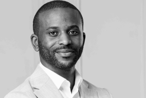 Mannick Syllas Bryant num&eacute;rise la gestion et la vie scolaire en RDC