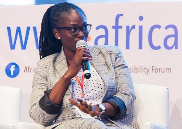 La Guinéenne Fadima Diawara milite pour l’inclusion numérique en Afrique avec son smartphone à petit prix
