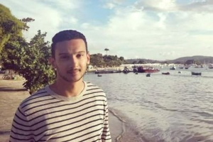 Depuis 2020, Ahmed Zoghlami guide les usagers dans les méandres de l’administration tunisienne