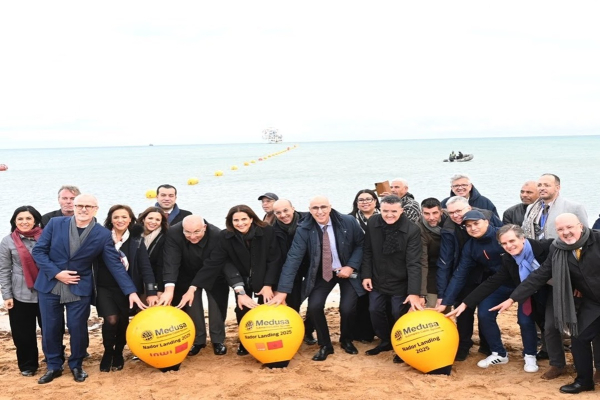orange-maroc-connecte-nador-au-cable-sous-marin-medusa
