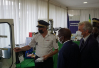 Gabon : la police scientifique a reçu du matériel informatique pour l'aider à bâtir un fichier pénal numérique