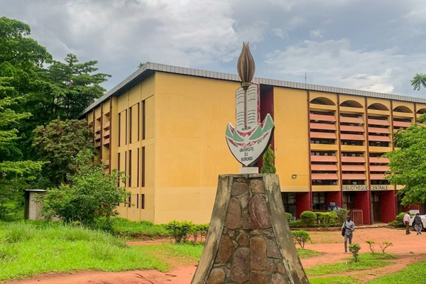 L&rsquo;Universit&eacute; du Burundi acc&eacute;l&egrave;re sur l&rsquo;enseignement num&eacute;rique 