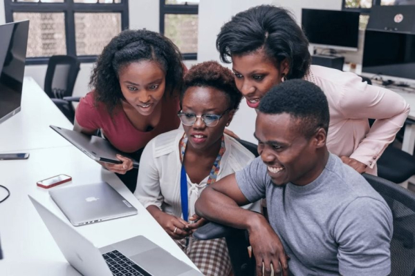12 start-up africaines ont été sélectionnées pour le programme Fast Accelerator soutenu par Microsoft