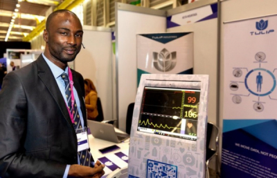 Guinea: Mountaga Ke&iuml;ta promotes digitalization with interactive kiosks