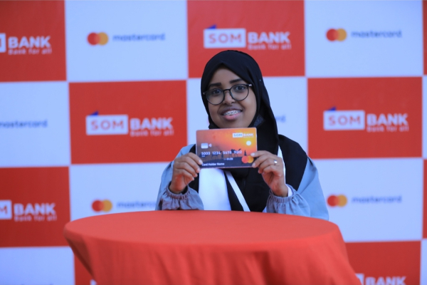 somalie-mastercard-s-associe-a-sombank-pour-emettre-100-000-cartes-de-debit-en-2023