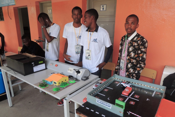 Angola : une Foire d&#039;innovation technologique s’ouvre 7 septembre à Luanda