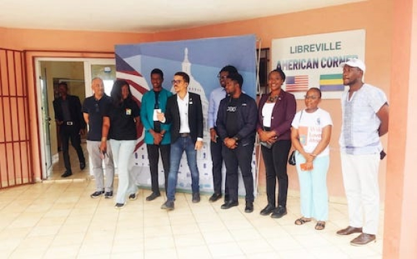 gabon-gabtrotter-organise-un-concours-d-ia-et-de-robotique-a-libreville