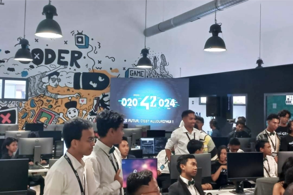 Madagascar a inauguré « Antananarivo 42 », une école spécialisée dans l’informatique et la programmation