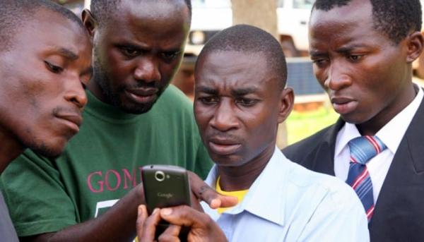 ouganda-le-gouvernement-reduira-le-tarif-internet-de-plus-de-50-d-ici-fin-2022-pour-soutenir-l-inclusion-numerique