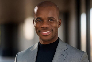 Le Sénégalais Ndiaye Dia optimise la lecture et la gestion de documents en entreprise