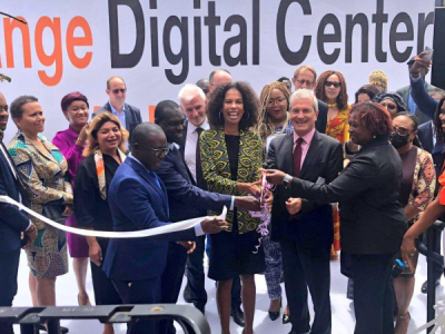 Orange inaugurates a digital center in Liberia