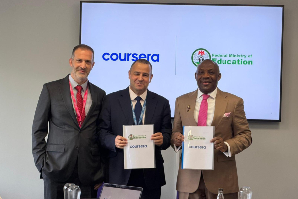 Formation aux m&eacute;tiers du num&eacute;rique : le Nigeria se rapproche de Coursera