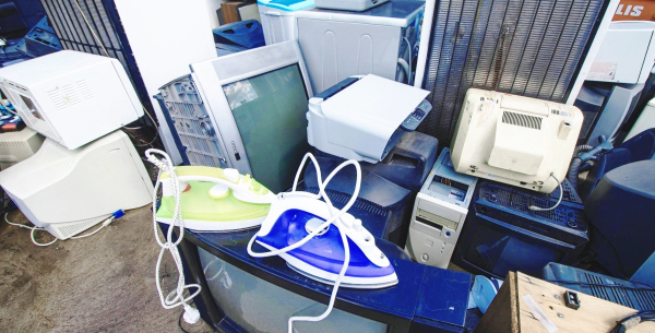 Sénégal : un centre de démantèlement des déchets électroniques en gestation