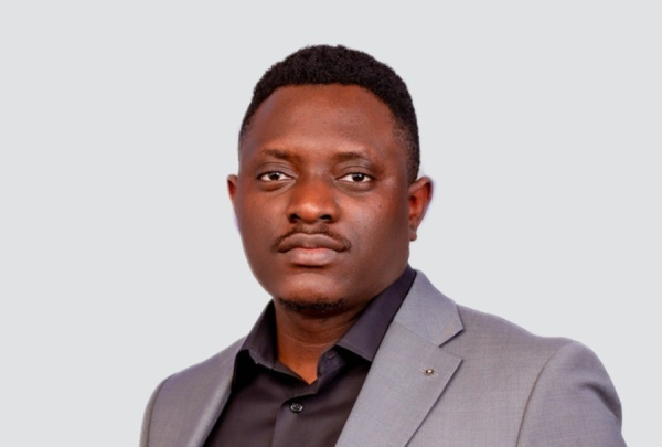 Emmanuel Gbolade automatise la relation client des entreprises gr&acirc;ce &agrave; l&rsquo;IA