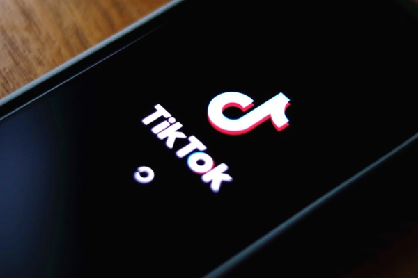 Belgique : le gouvernement interdit TikTok à ses employés pour six mois