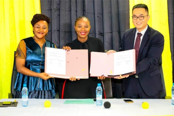 cameroun-huawei-et-mtn-s-associent-pour-renforcer-les-competences-numeriques-des-femmes-dans-le-secteur-des-tic