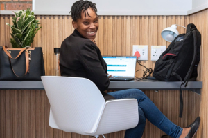 Afrique du Sud : WomHub soutient et accompagne les femmes fondatrices dans le domaine des STEM