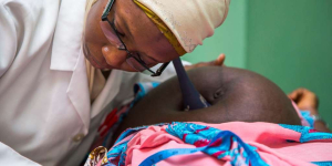 Au Mali, Denko aide à suivre les femmes enceintes pendant la grossesse