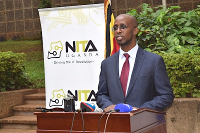 ouganda-la-numerisation-des-services-publics-a-permis-au-gouvernement-d-economiser-plus-d-1-1-milliard-chaque-annee