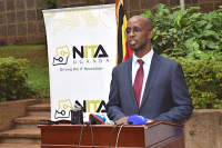 Ouganda : la numérisation des services publics a permis au gouvernement d’économiser plus de 1,1 milliard $ chaque année