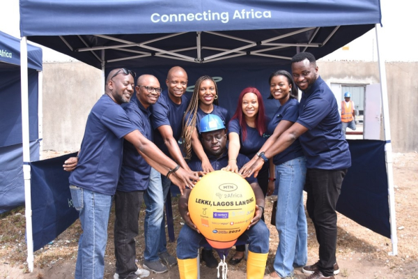 Nigeria : le câble sous-marin à fibre optique 2Africa atterrit à Lagos