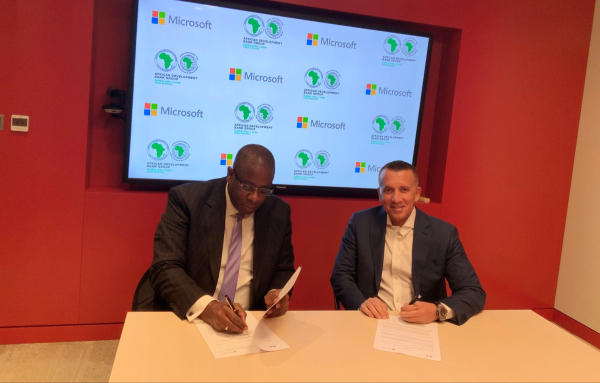 Microsoft affirme son soutien à la BAD pour la promotion de l’entrepreneuriat des jeunes en Afrique