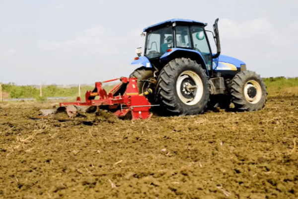 Ghana : TroTro Tractor connecte les paysans aux propriétaires de machines agricoles