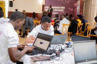 hackerlab-2025-lance-a-cotonou-80-jeunes-talents-mobilises-pour-relever-les-defis-du-cyberespace-africain