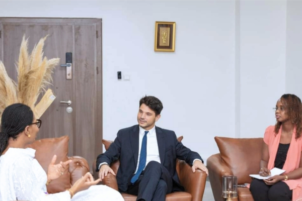 La Guinée et l’Espagne discutent de coopération numérique