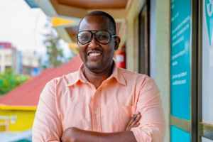 Le Rwandais Biganza Papy simplifie l’achat de médicaments pharmaceutiques