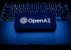 &nbsp;OpenAI pr&eacute;pare une enceinte intelligente et des lunettes connect&eacute;es pour 2027