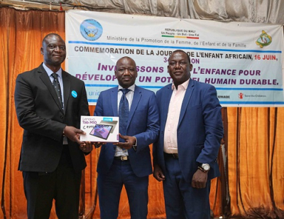le-mali-renforce-son-systeme-de-protection-de-l-enfance-grace-a-une-technologie-de-l-unicef