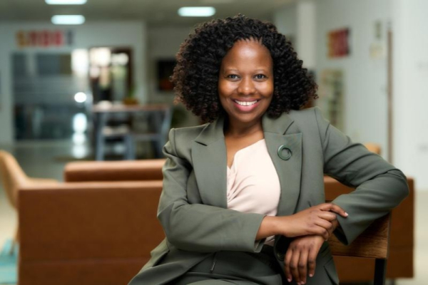 En Tanzanie, Lillian Secelela Madeje facilite le recrutement de talents aux employeurs