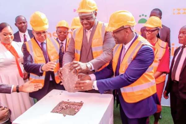 rdc-orange-se-projette-a-long-terme-a-travers-la-construction-d-un-nouveau-siege